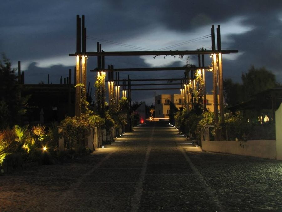 entrance at 'Koutsoyannopoulos winery' museum by night